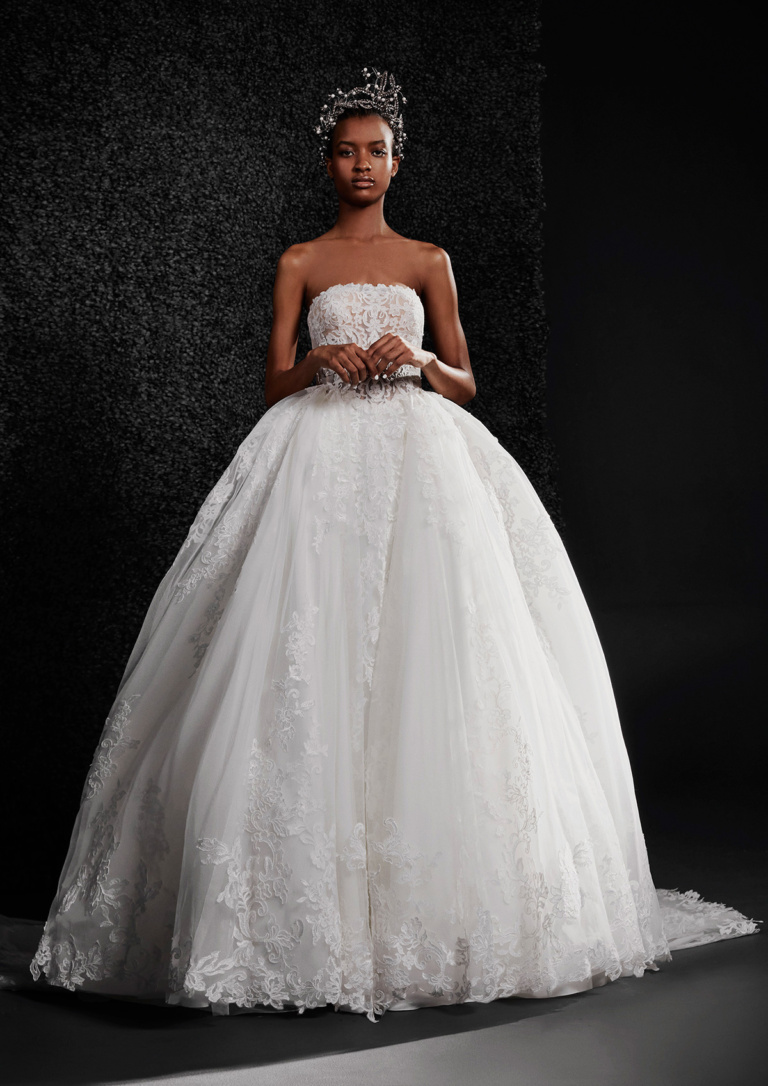 VERA WANG BRIDE<br />
LUCIENNE
