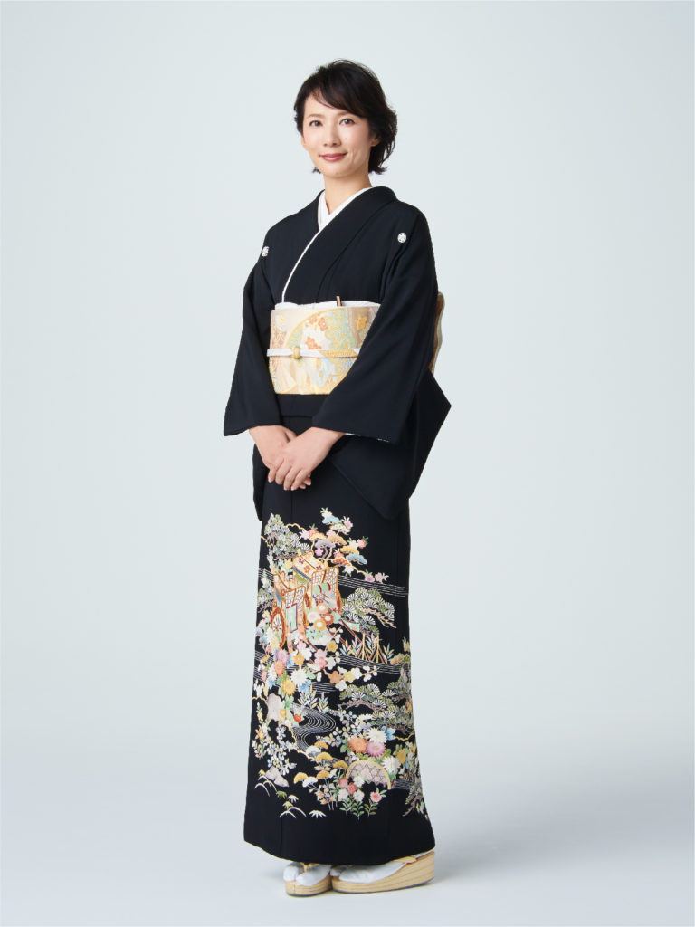 黒留袖_御所車四季草花