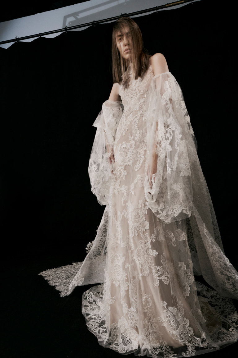 FALL 2022<br />
ROSALINE<br />
<br />
￥2,849,000（税込）<br />
<br />
