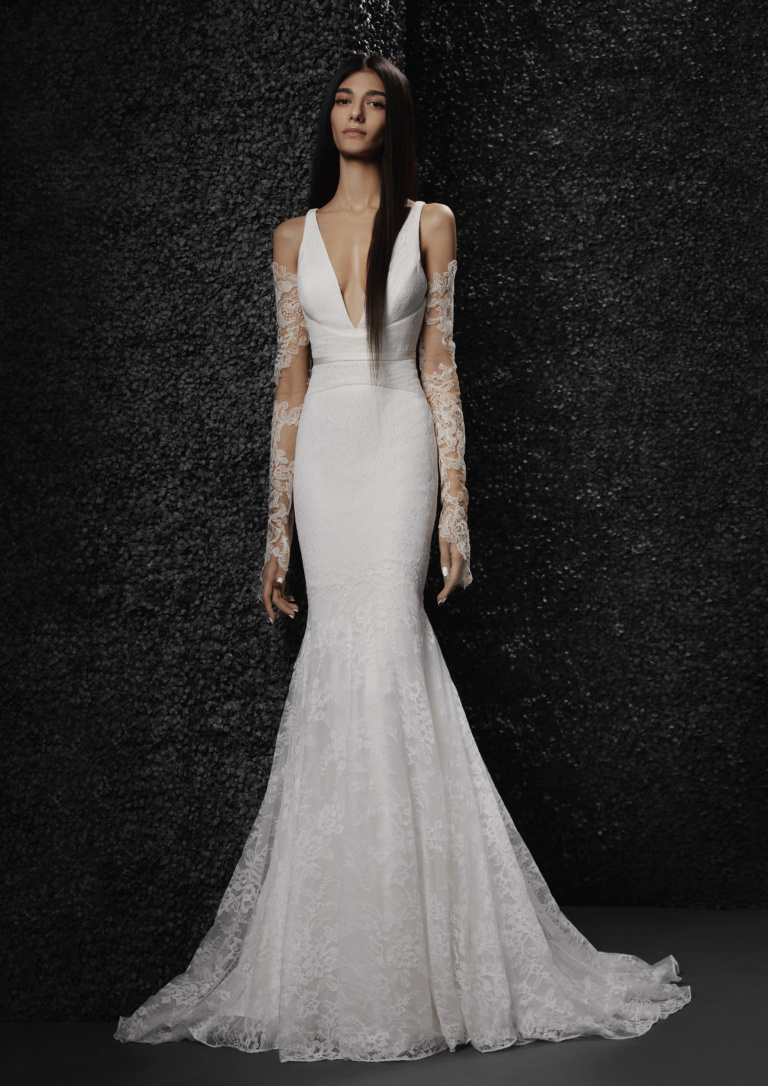 VERA WANG BRIDE<br />
FRANIA<br />
<br />
￥451,000（税込）<br />
<br />
※ ｸﾞﾛｰﾌﾞ(参考商品)