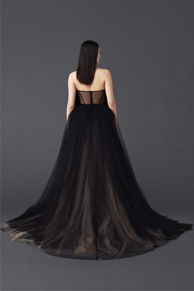 HERMIA<br />
<br />
￥1,353,000（税込）